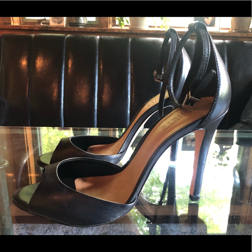 Shutz Black Leather Heel